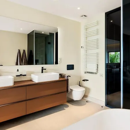Frontline Luxury 10 Mins From Puerto Banus Rdr303 Апартаменти