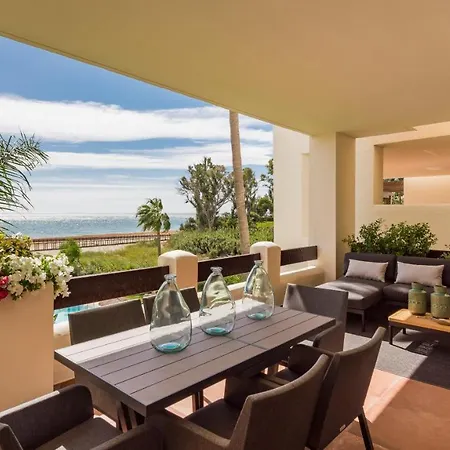 Frontline Luxury 10 Mins From Puerto Banus Rdr303 * Естепона