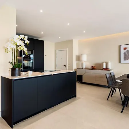 Frontline Luxury 10 Mins From Puerto Banus Rdr303 דירה