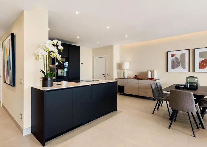 Frontline Luxury 10 Mins From Puerto Banus Rdr303 Apartment