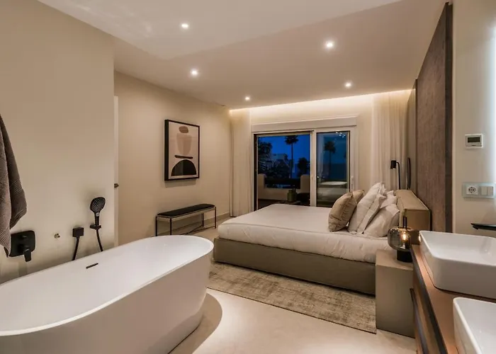 Frontline Luxury 10 Mins From Puerto Banus Rdr303 *