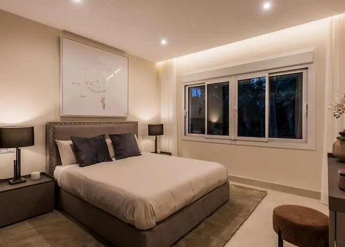 Frontline Luxury 10 Mins From Puerto Banus Rdr303 Estepona