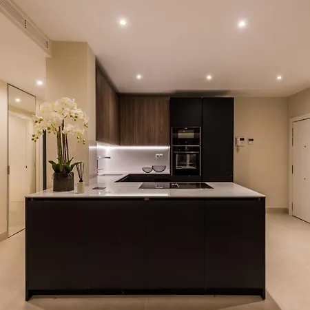 Frontline Luxury 10 Mins From Puerto Banus Rdr303 * Estepona