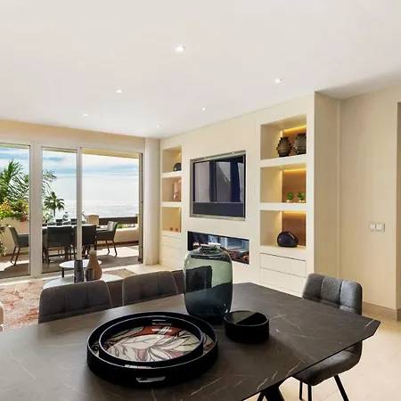 Frontline Luxury 10 Mins From Puerto Banus Rdr303 Estepona