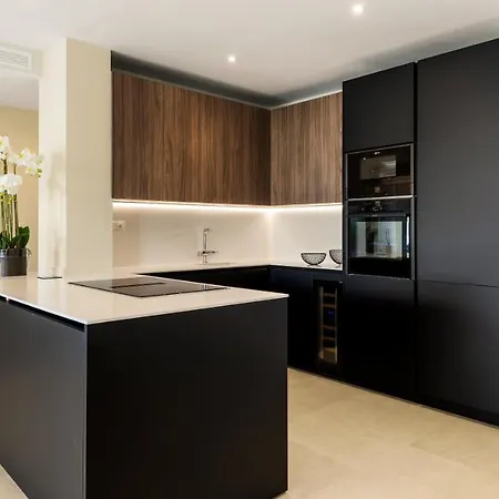 Frontline Luxury 10 Mins From Puerto Banus Rdr303 Apartment Estepona